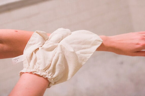 Raw Silk Dry Brushing Gloves